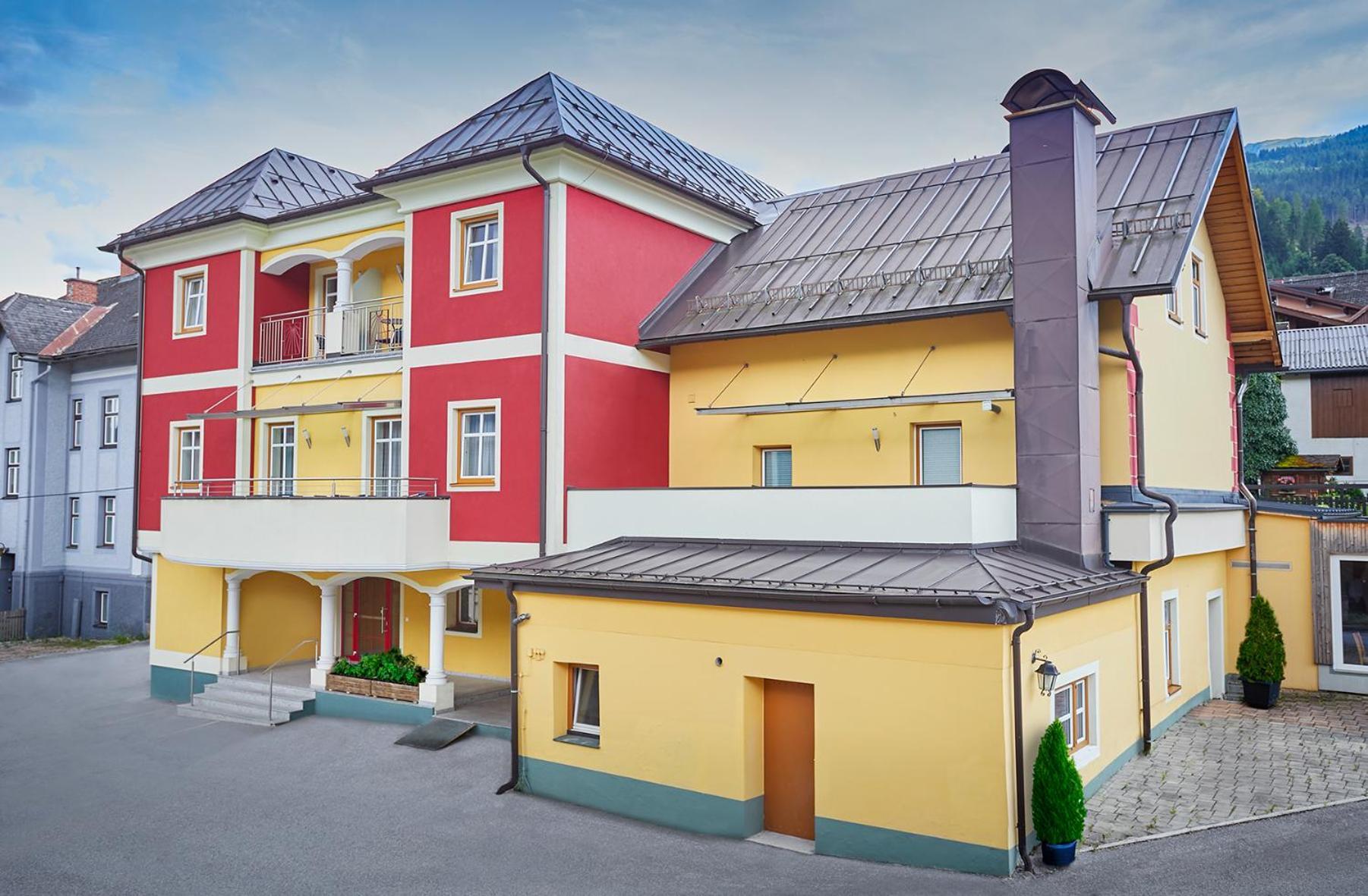 Hotel Gasthof Stenitzer Хаус им Енщал Екстериор снимка
