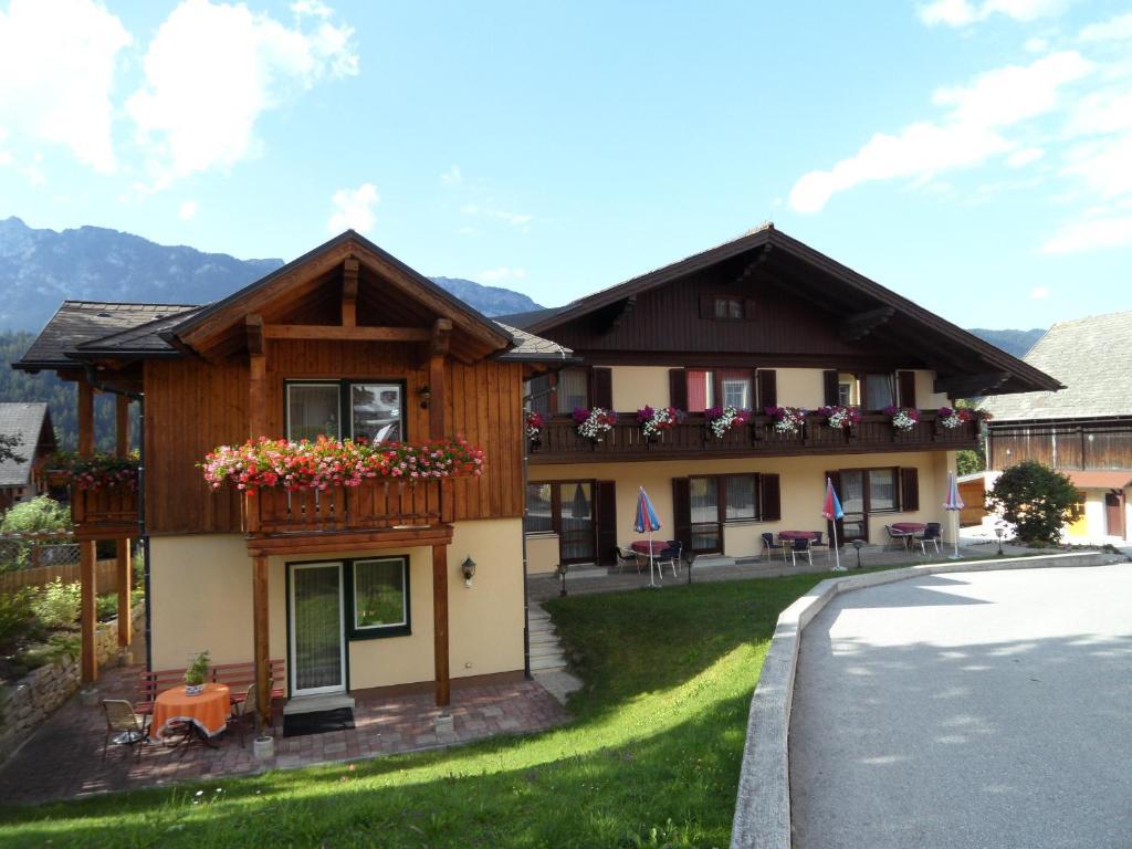 Hotel Gasthof Stenitzer Хаус им Енщал Екстериор снимка